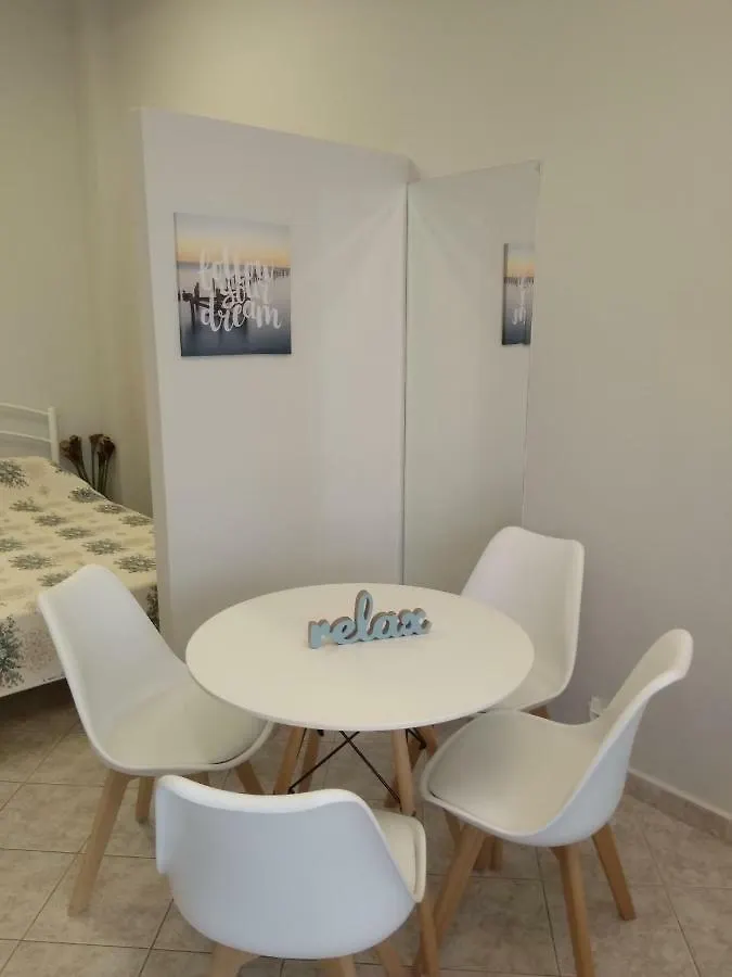 30 Steps Apartment Agia Triada